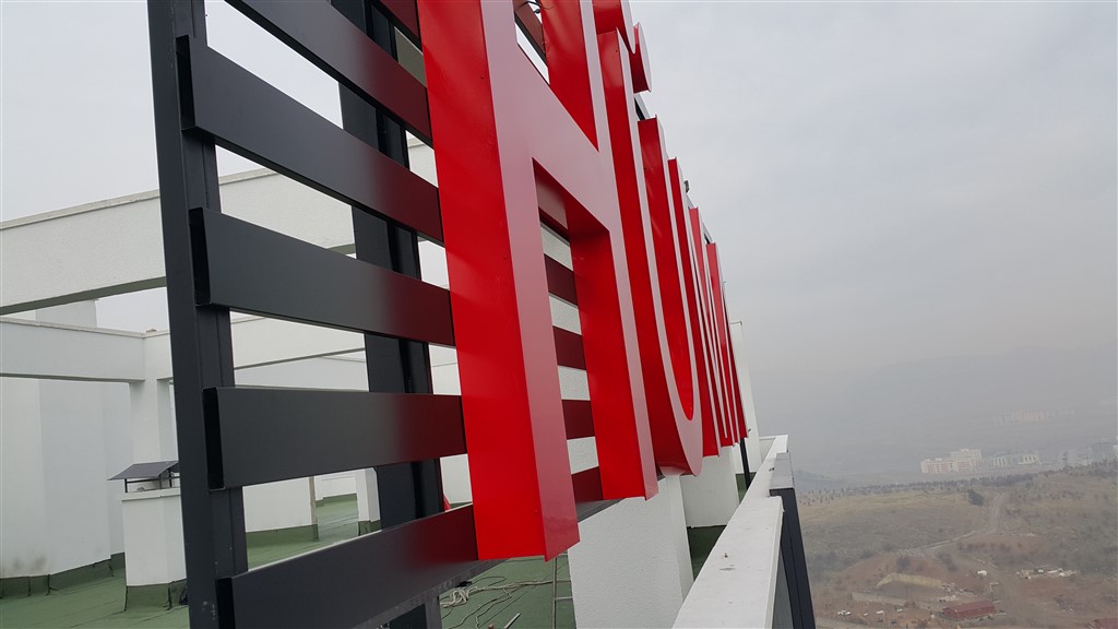 Işıklı Çatı Tabelası